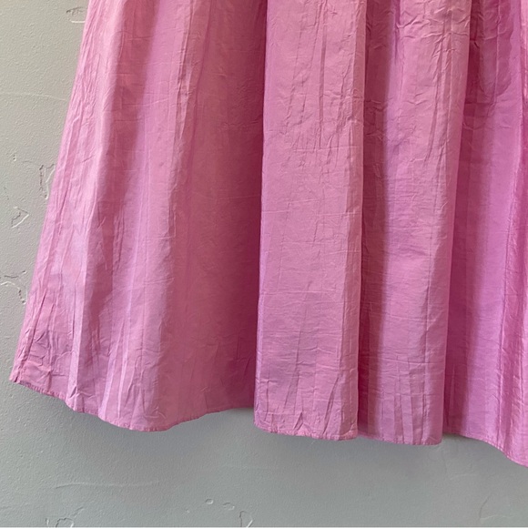 Like 🆕 Isaac Mizrahi Pink Flare Crinkle Skirt - Picture 8 of 9